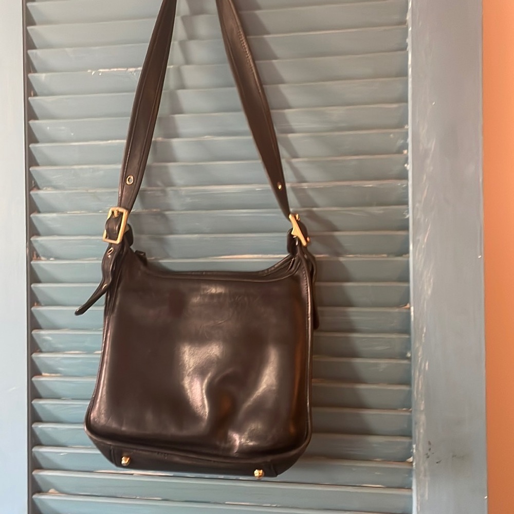 RARE Large Vintage Legacy Zip Coach Bag with Large Brass Buckle